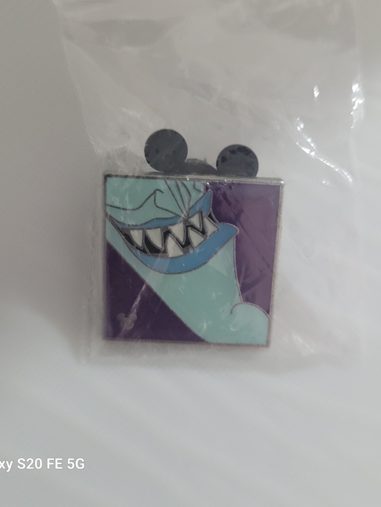 Disney Other - Disney Hidden Disney Villian Trading Pin